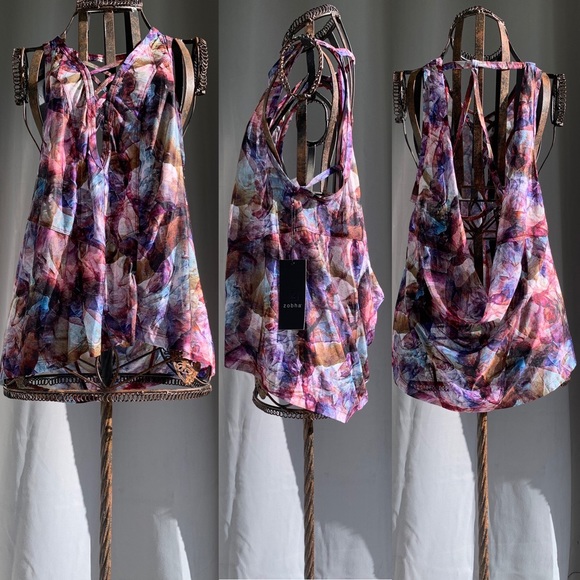 Zobha Activewear Top - Picture 2 of 5